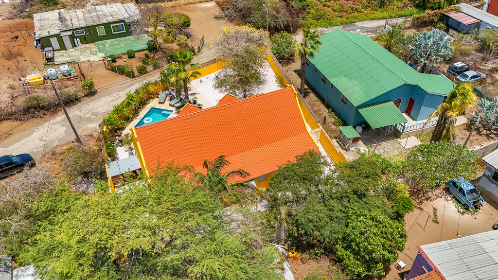 Aerial view of the villa within its Jan Thiel neighborhood